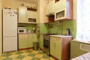 Двухкомнатная студия, Москва