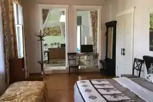 Двухкомнатная квартира, Ялта