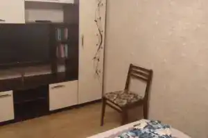 Однокомнатная квартира, Макопсе
