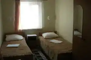 Комната, Лоо