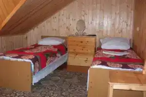 Комната, Лоо