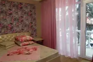 Однокомнатная квартира, Алушта