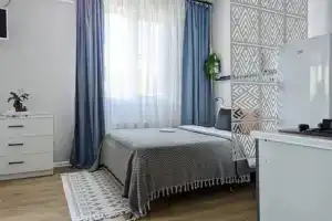 Студия, Адлер