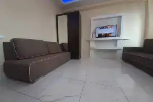 Студия, Адлер