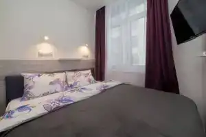 Студия, Москва