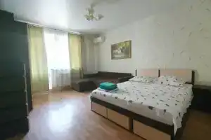 Трехкомнатная квартира, Волгоград