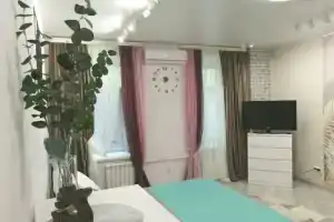 Студия, Москва