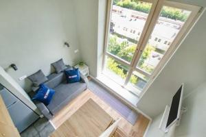 Двухуровневая однокомнатная квартира, Москва