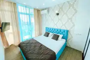 Студия, Адлер