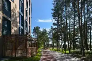 Студия, Солнечное