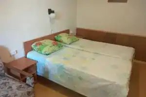 Двухкомнатная квартира, Поповка