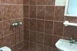 Однокомнатная квартира, Поповка
