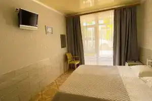 Комната, Судак