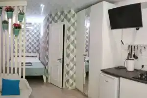 Студия, Новый Свет