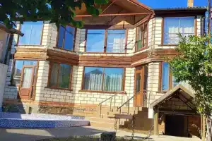Комната, Рыбачье
