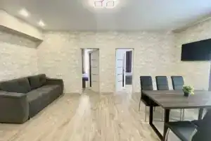 Трехкомнатная квартира, Юрга