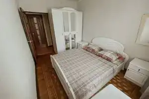 Трехкомнатная квартира, Астрахань