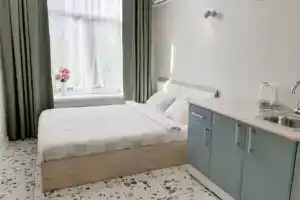 Студия, Москва
