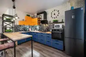 Трехкомнатная квартира, Челябинск