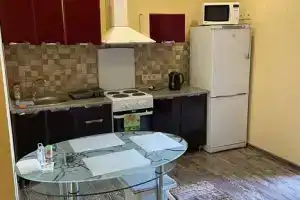 Студия, Форос