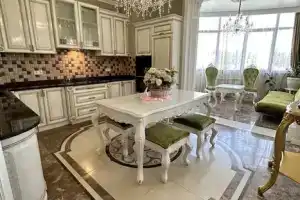 Трехкомнатная квартира, Сочи