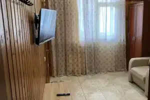 Студия, Адлер