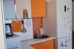 Студия, Сукко