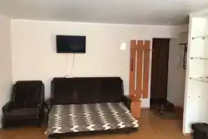 Однокомнатная квартира, Аша