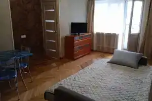 Трехкомнатная квартира, Волгоград