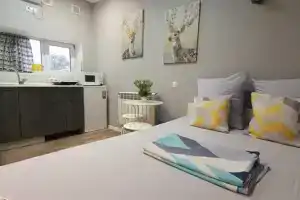 Студия, Севастополь