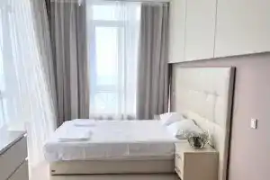 Двухкомнатная квартира, Никита
