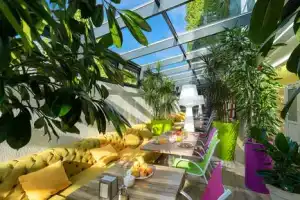 Комната, Судак