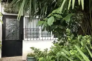 Однокомнатная квартира, Ялта