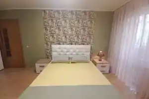 Двухкомнатная квартира, Тюмень