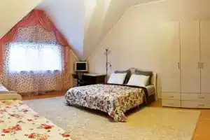 Комната, Полазна