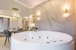 Студия, Сочи