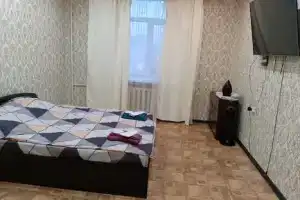 Трехкомнатная квартира в Кировском районе