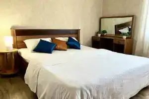 Трехкомнатная квартира, Ставрополь