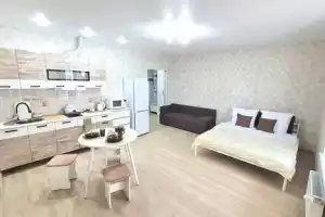 Студия, Динская