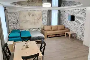 Однокомнатная квартира, Шахты