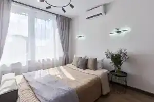Студия, Москва