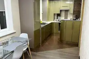 Однокомнатная квартира, Шахты