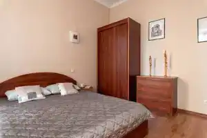 Трехкомнатная квартира, Санкт-Петербург