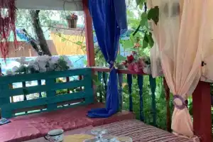 Однокомнатная квартира, Тарлаши