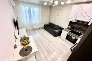 Трехкомнатная квартира, Су-Псех