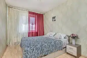 Трехкомнатная квартира, Челябинск