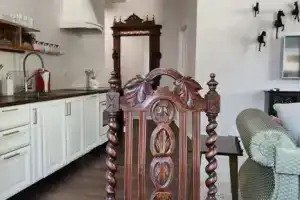 Трехкомнатная квартира, Домбай