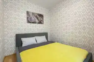 Трехкомнатная квартира, Москва
