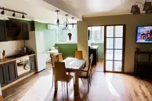 Трехкомнатная квартира, Сочи