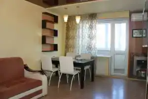 Двухуровневая трехкомнатная квартира, Волгоград